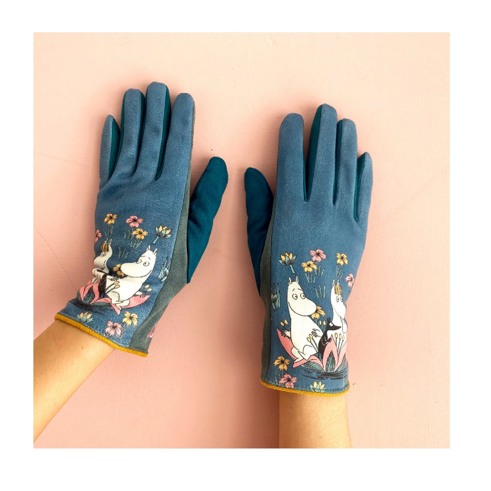 Moomin Gloves Lotus