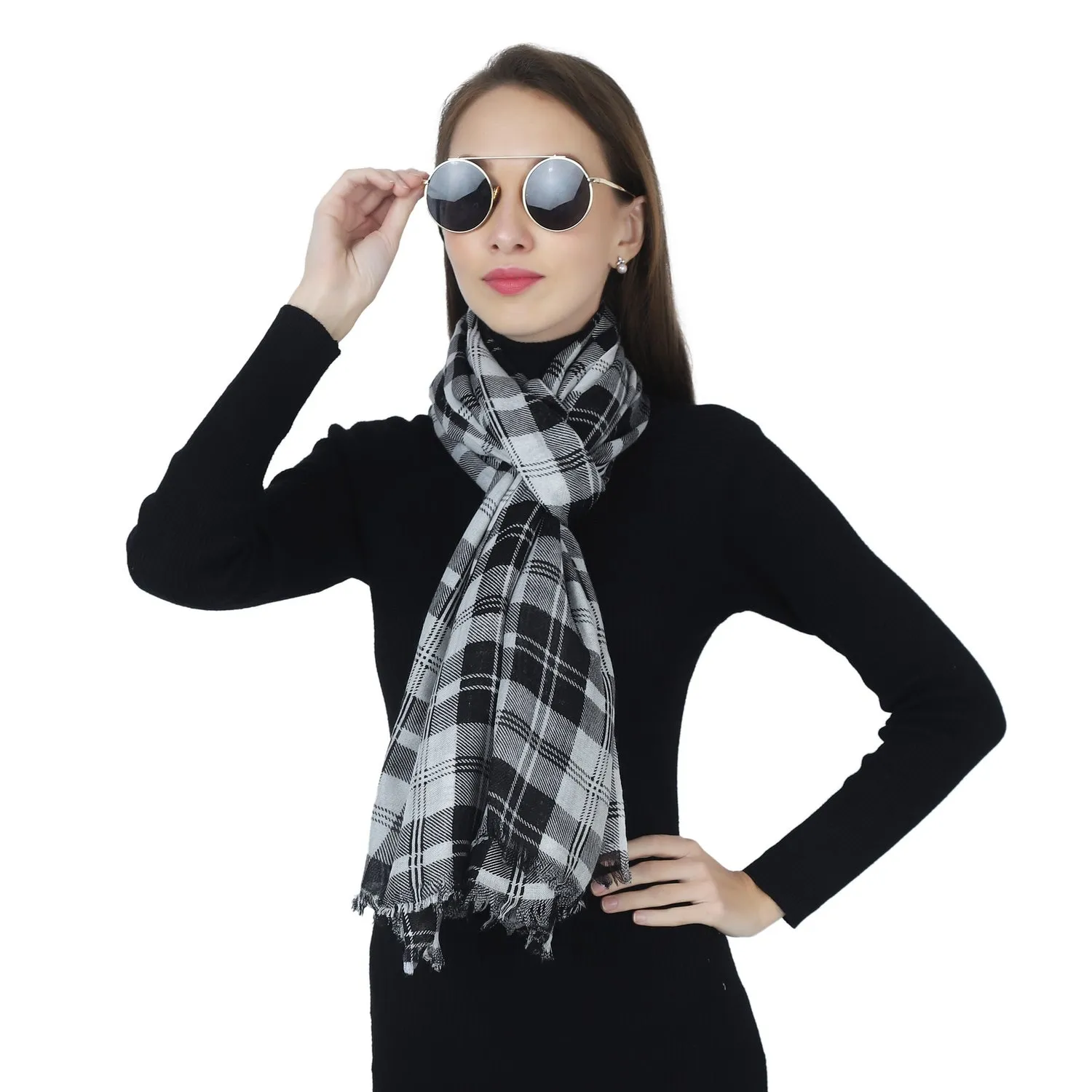 Striking Checkered Symphony Scarf