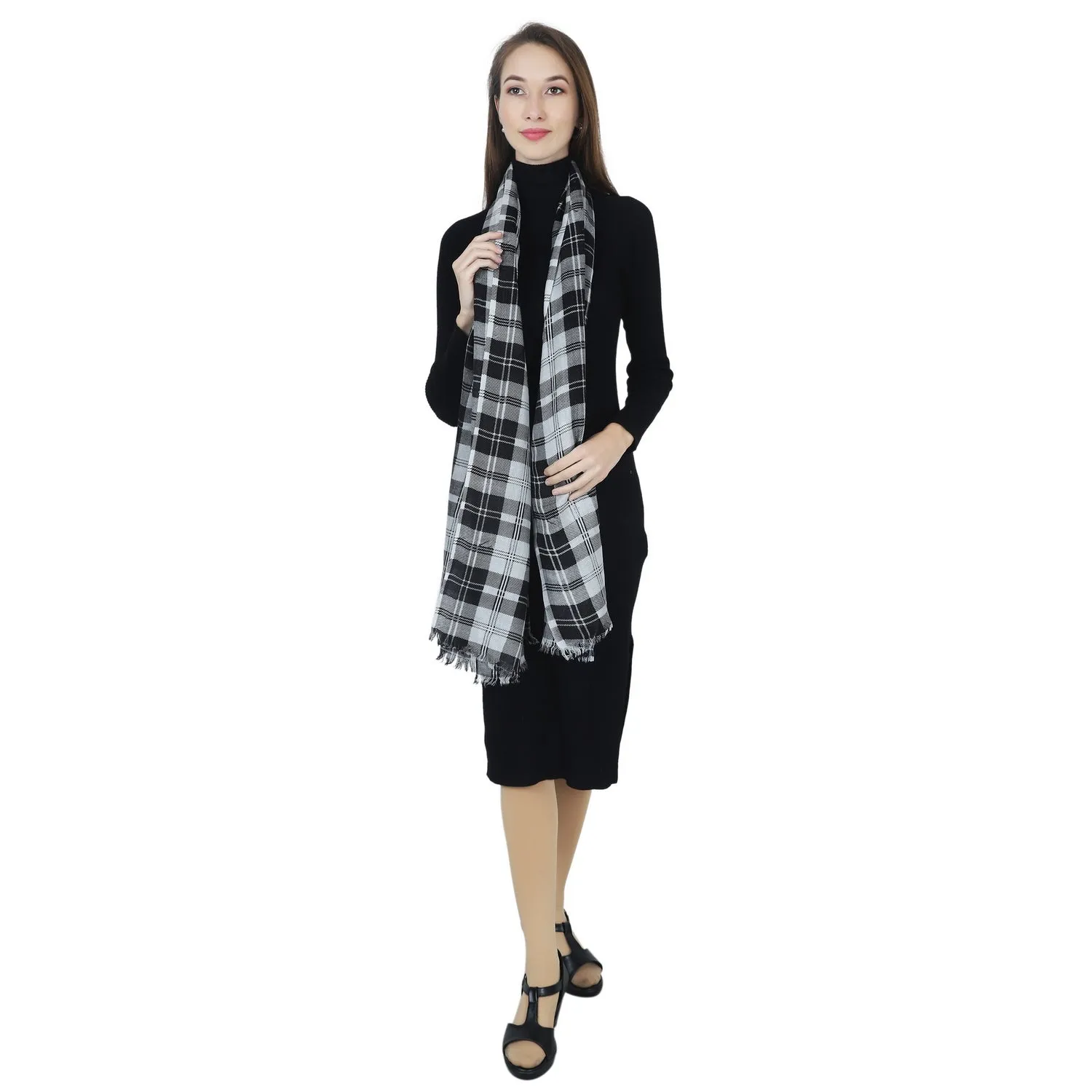 Striking Checkered Symphony Scarf